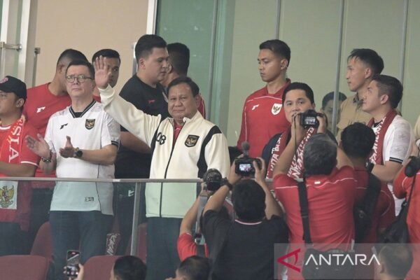 Presiden Prabowo Menyaksikan Langsung Pertandingan Timnas di GBK